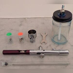 Vega 2000 Airbrush Pen w/ Extras
